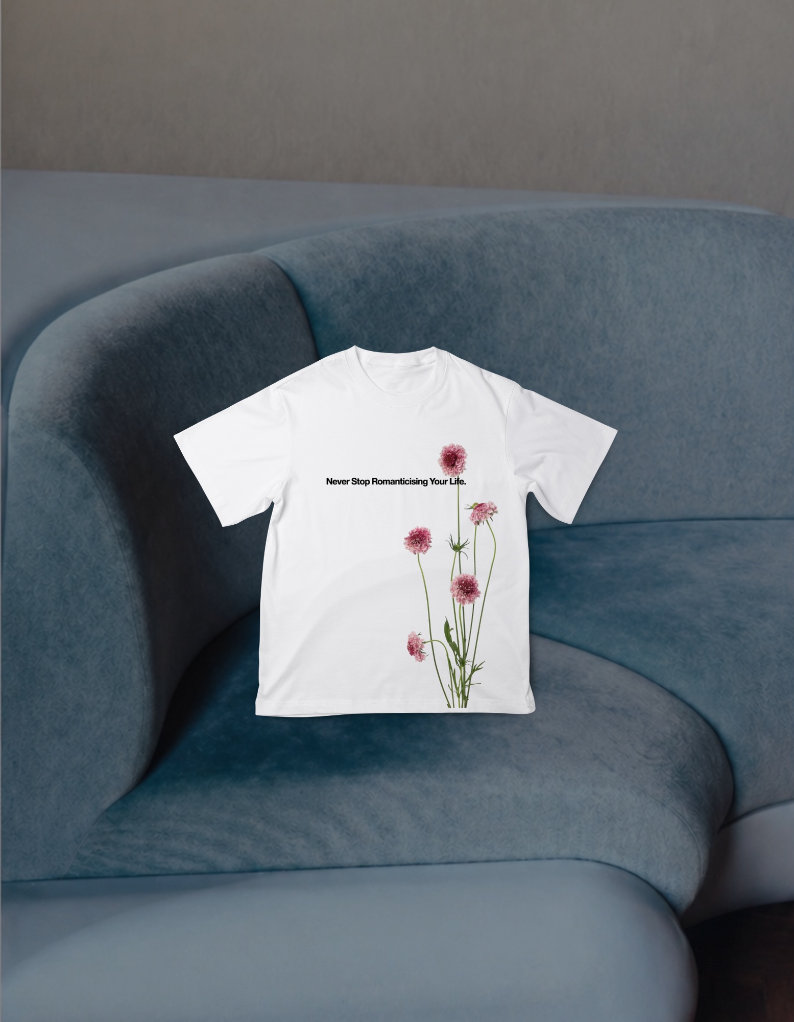 Футболка біла «Never Stop Romanticising Your Life»